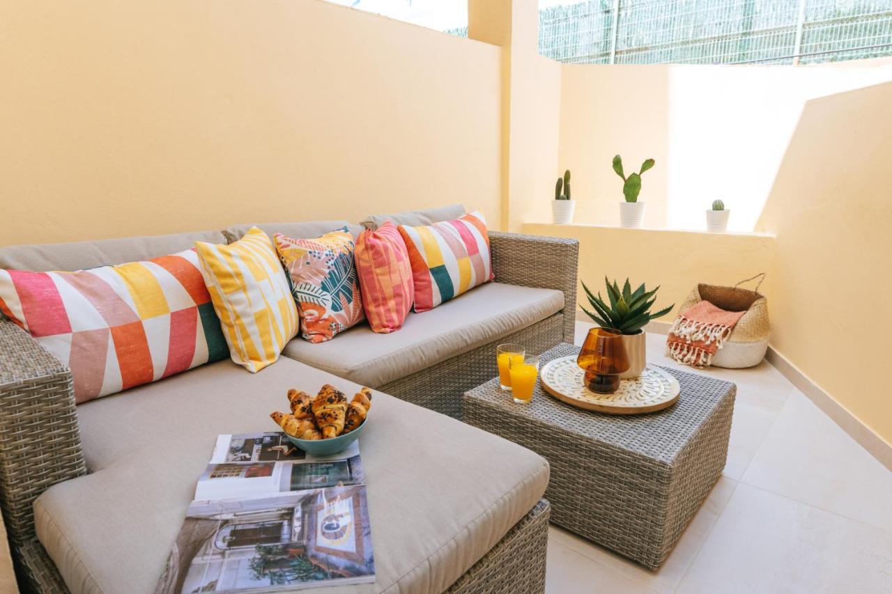 Amazing Renovated Pool View Apt, Aircon, 2 Min To Fanabe