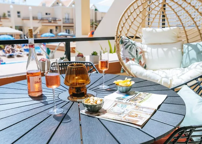 Amazing Renovated Pool View Apt, Aircon, 2 Min To Fanabe Beach
